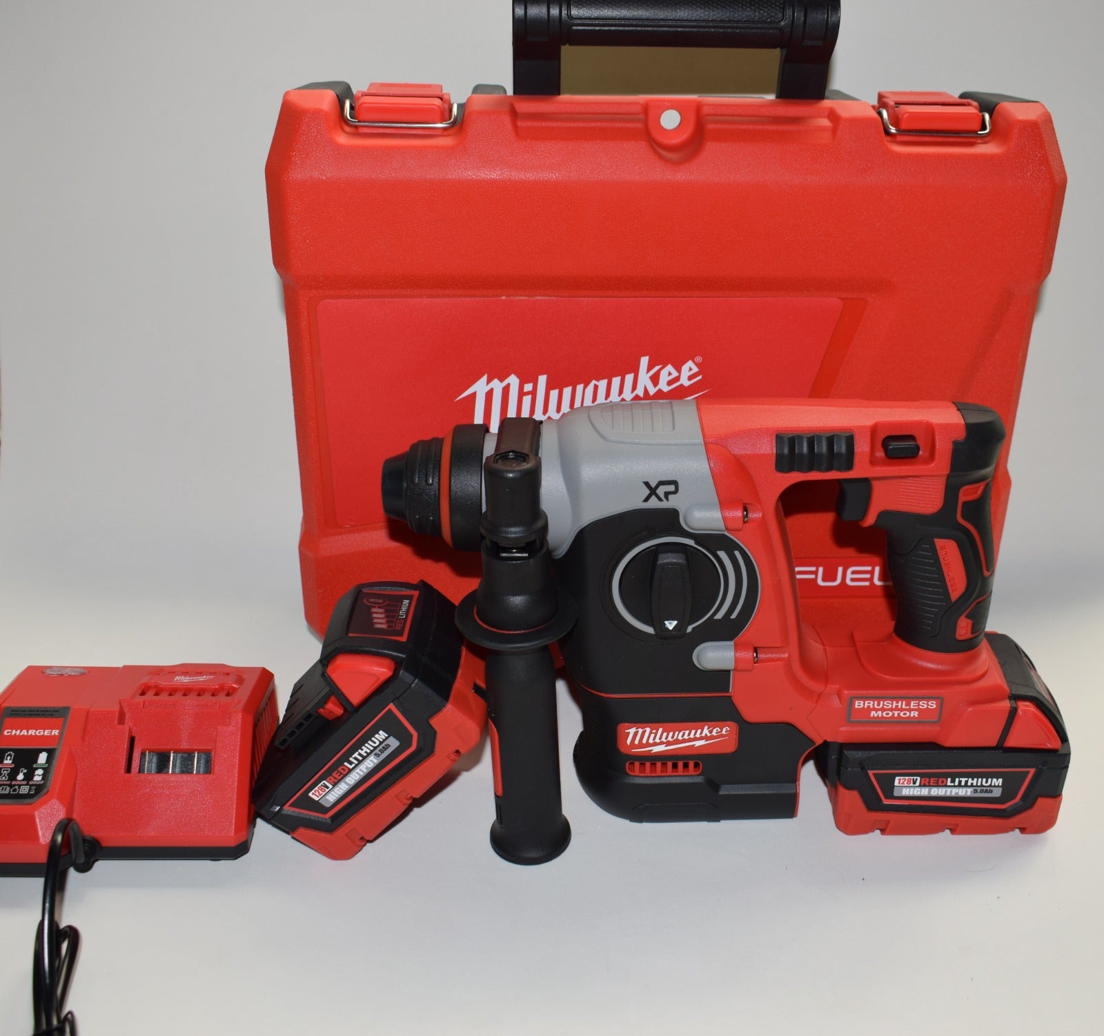 Rotomartillo inalambrico 128v  MW